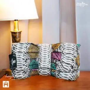 Hayu Widyas Claudilla bag kulit