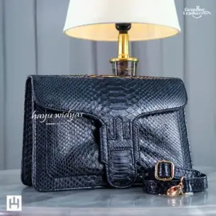 HAYU WIDYAS Chevalla Bag kulit - Selempang - Wanita