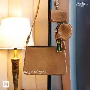 HAYU WIDYAS Padova Bag kulit Coklat - Selempang