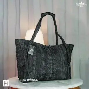 HAYU WIDYAS Hobo tas kulit asli berkualitas - Tas Wanita Black