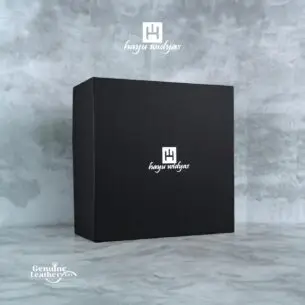 HAYU WIDYAS Box Large berkualitas - Box Bag - Black Doff