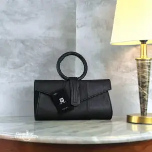 HAYU WIDYAS Cairns Bag kulit Hitam