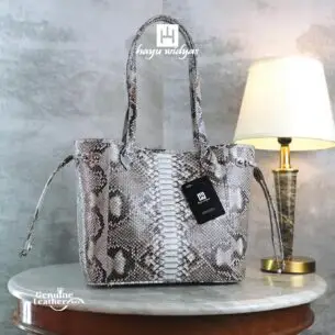 HAYU WIDYAS Cleve Hz tas kulit asli berkualitas - Tas Wanita 31cm