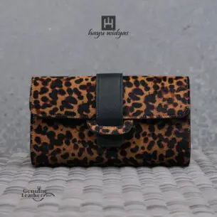 HAYU WIDYAS Walt Berlin Dompet kulit asli berkualitas - Dompet Wanita 22cm