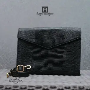 HAYU WIDYAS Amplop Dompet kulit Hitam